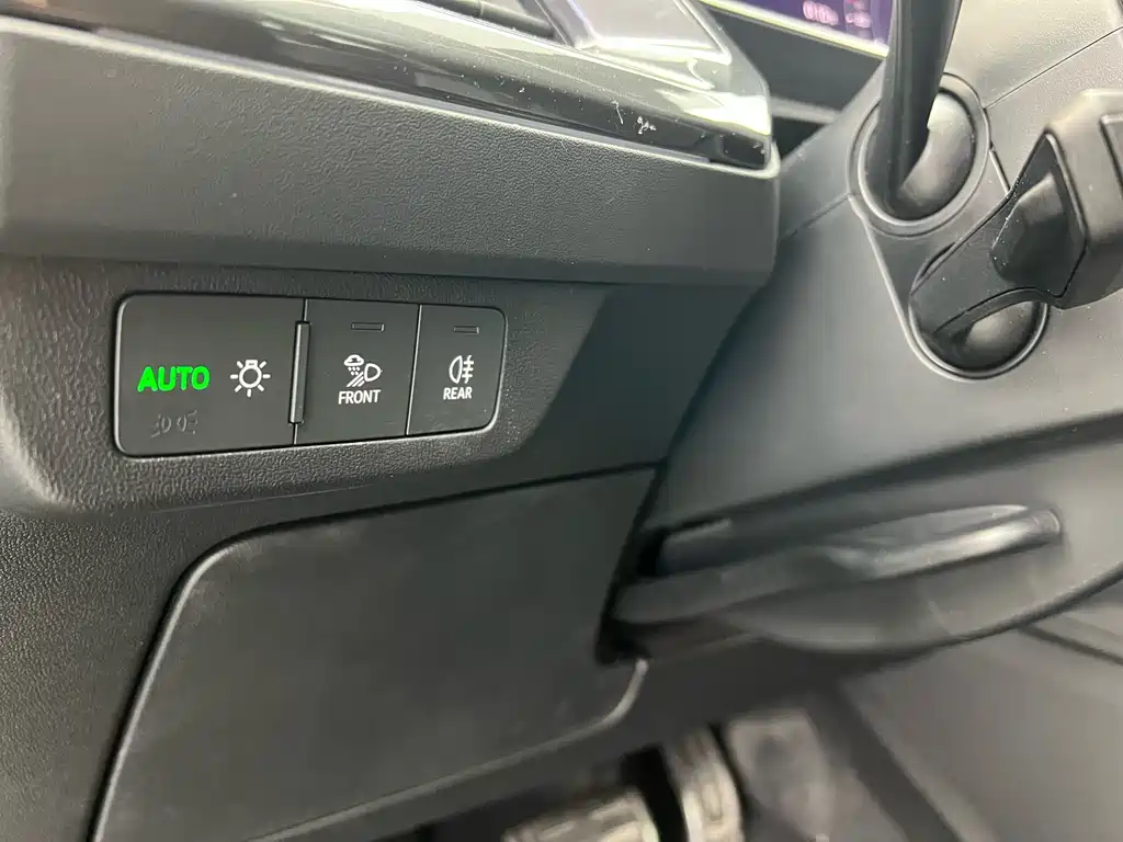Audi Audi Q4 e-tron 2023 50 e-tron quattro Premium Plus 2023 - thumbnail 4