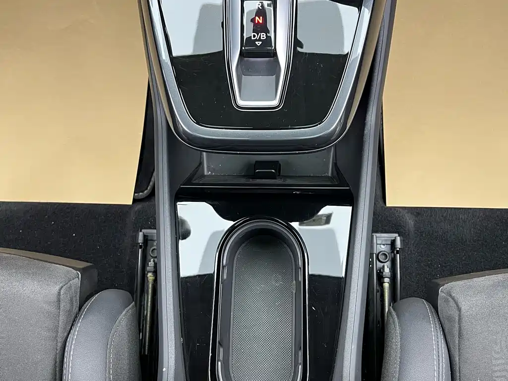 Audi Audi Q4 e-tron 2023 50 e-tron quattro Premium Plus 2023 - thumbnail 13