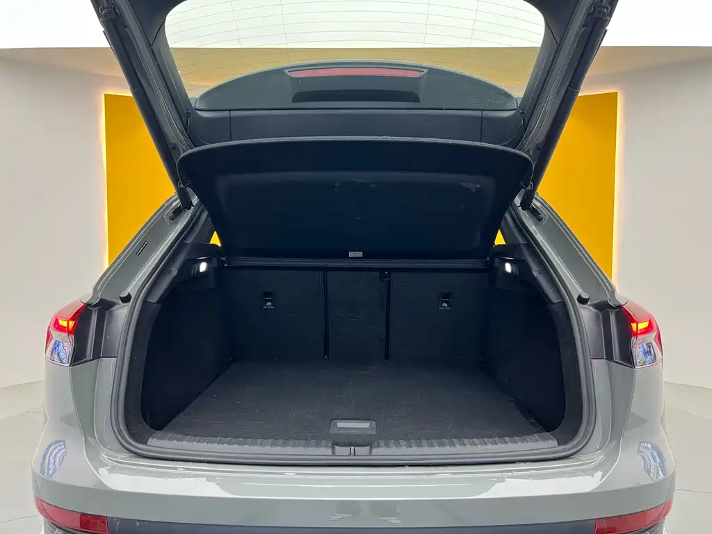 Audi Audi Q4 e-tron 2023 50 e-tron quattro Premium Plus 2023 - thumbnail 27