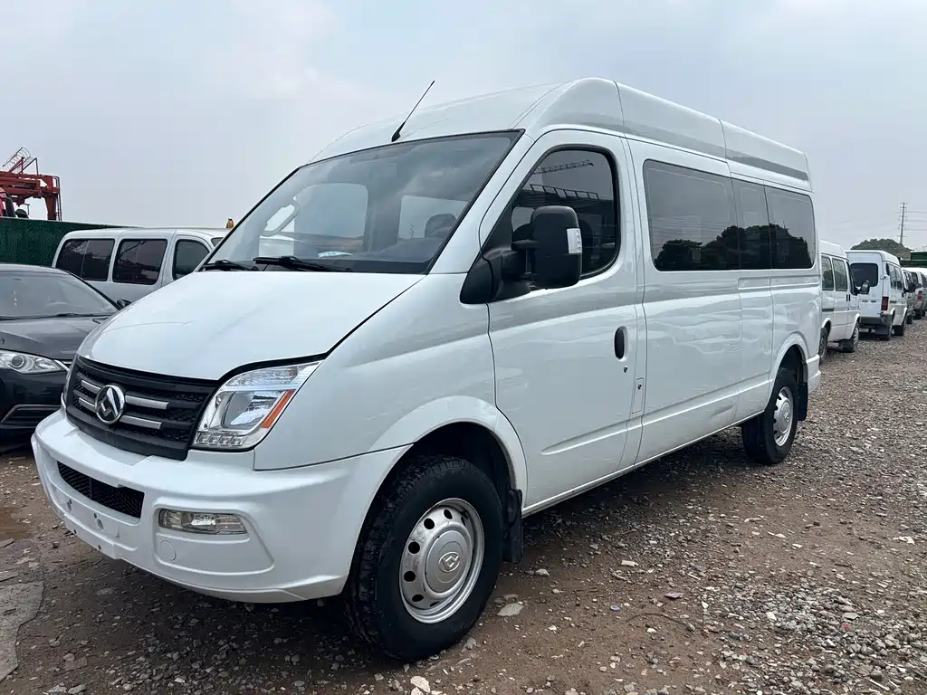 Maxus MAXUS V80 2023 2.0T AMT Classic Aoyuntong Power Version Long Wheelbase Mid Roof 6/7/8/9 Seats 2023