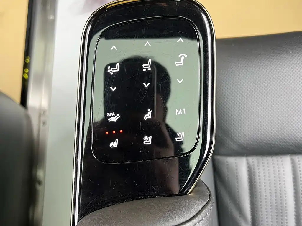 GAC Trumpchi GAC Trumpchi M8 2023 Master Series 400T Flagship Edition 2023 - thumbnail 29