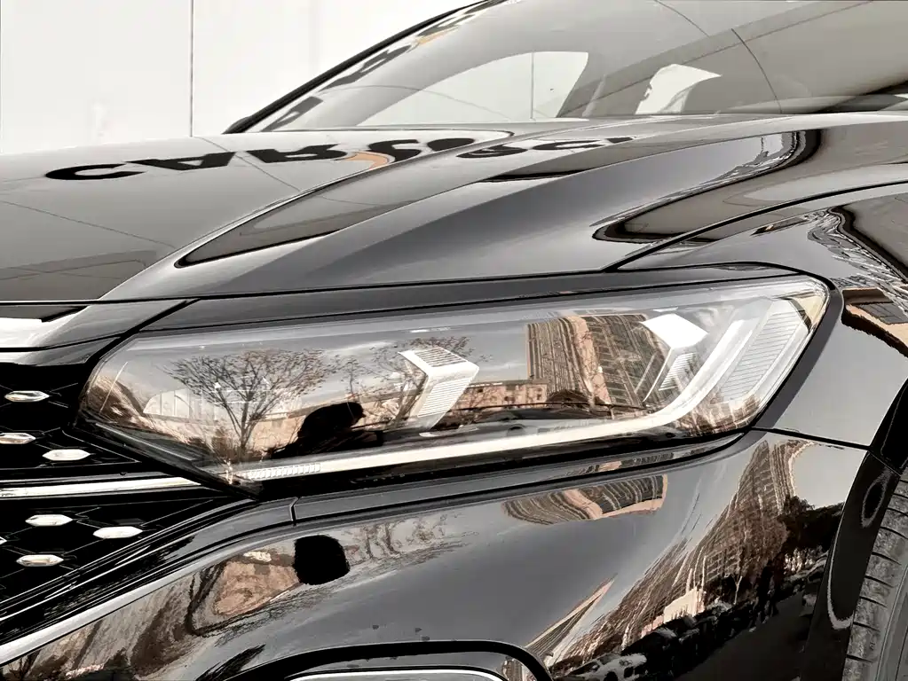 Volkswagen Passat 2026 Model Outstanding 330TSI Elite Starry Sky Edition 2026 - thumbnail 15