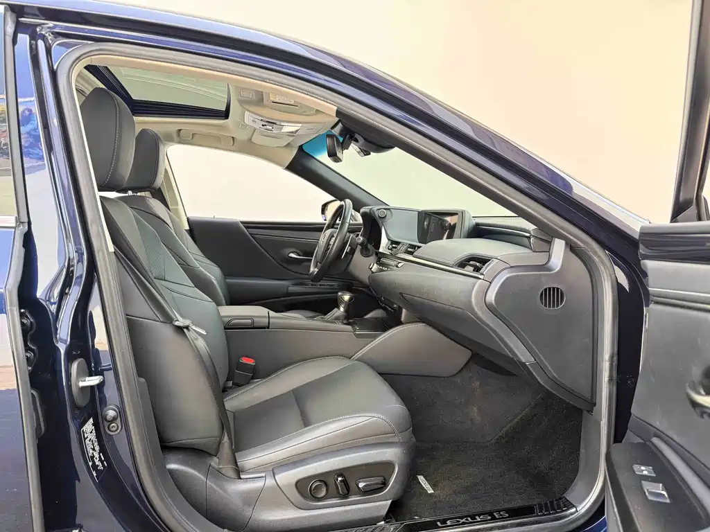 Lexus Lexus ES 2020 200 Excellence Edition 2021 - thumbnail 9