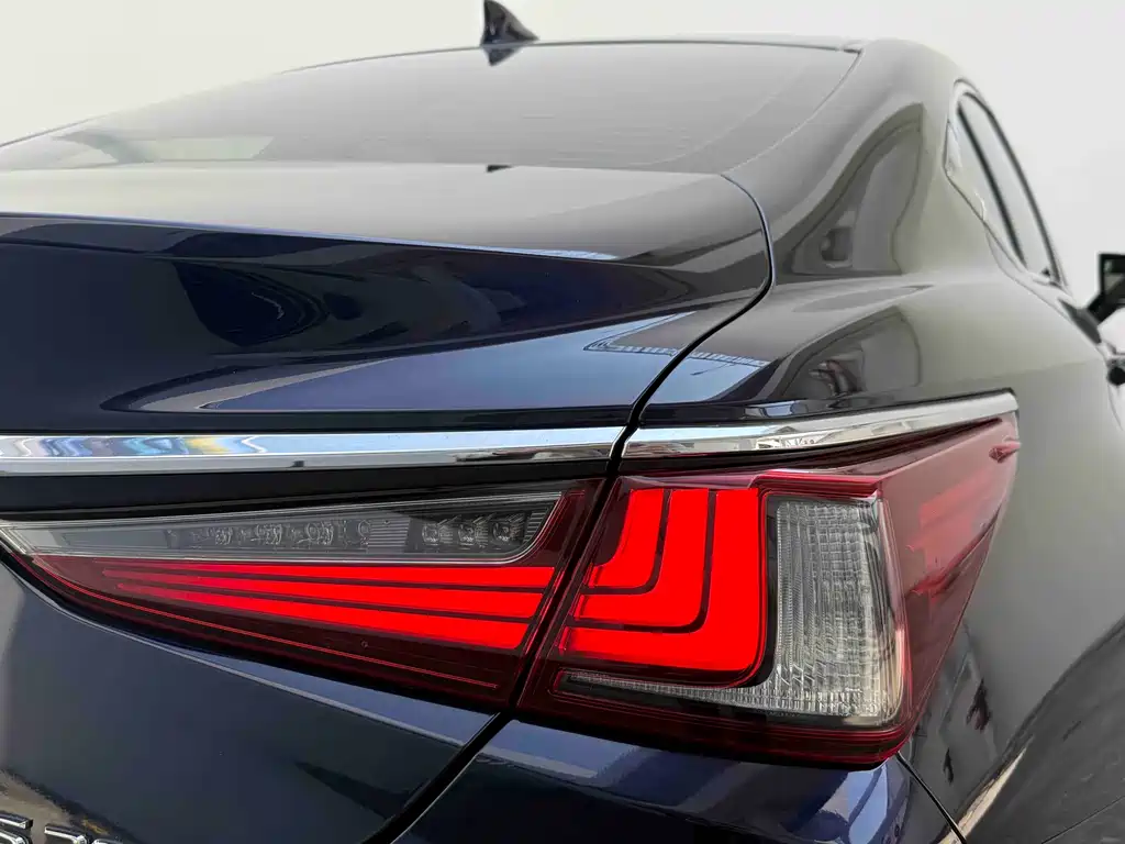 Lexus Lexus ES 2020 200 Excellence Edition 2021 - thumbnail 21