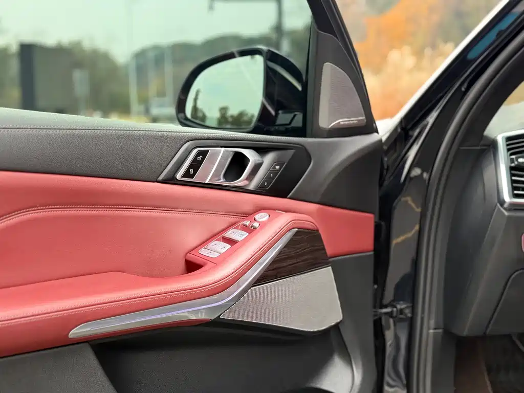 BMW BMW X5 xDrive 40Li M Sport Package 2022 Model Year 2023 - thumbnail 9