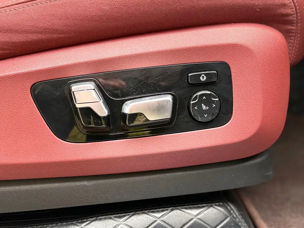 BMW BMW X5 xDrive 40Li M Sport Package 2022 Model Year 2023 - thumbnail 17