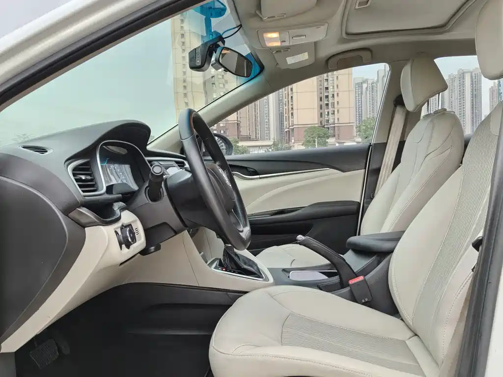 Buick Buick Excelle GT 2016 15N Automatic Elite 2017 - thumbnail 4