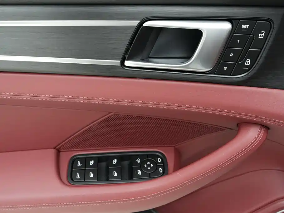 Porsche Panamera 2023 Facelift Panamera 4 Executive Platinum Long Wheelbase 2.9T 2025 - thumbnail 16