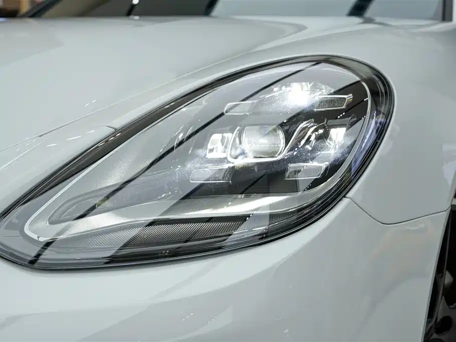 Porsche Panamera 2023 Facelift Panamera 4 Executive Platinum Long Wheelbase 2.9T 2025 - thumbnail 23