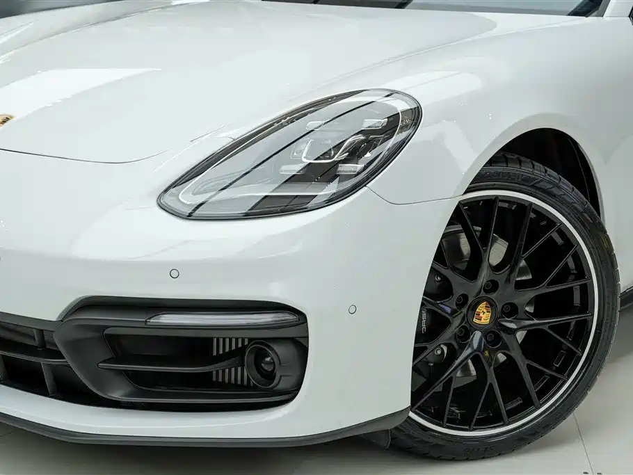 Porsche Panamera 2023 Facelift Panamera 4 Executive Platinum Long Wheelbase 2.9T 2025 - thumbnail 24
