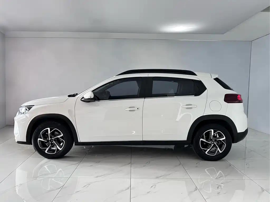 Citroen Citroen C3-XR 2021 190THP DCT Style Edition 2021 - thumbnail 4
