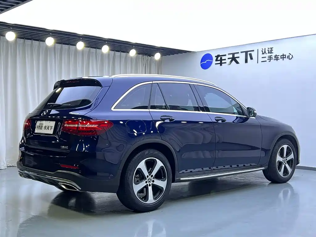 Mercedes-Benz Mercedes-Benz GLC 2018 GLC 260 4MATIC Luxury Edition 2017 - thumbnail 4