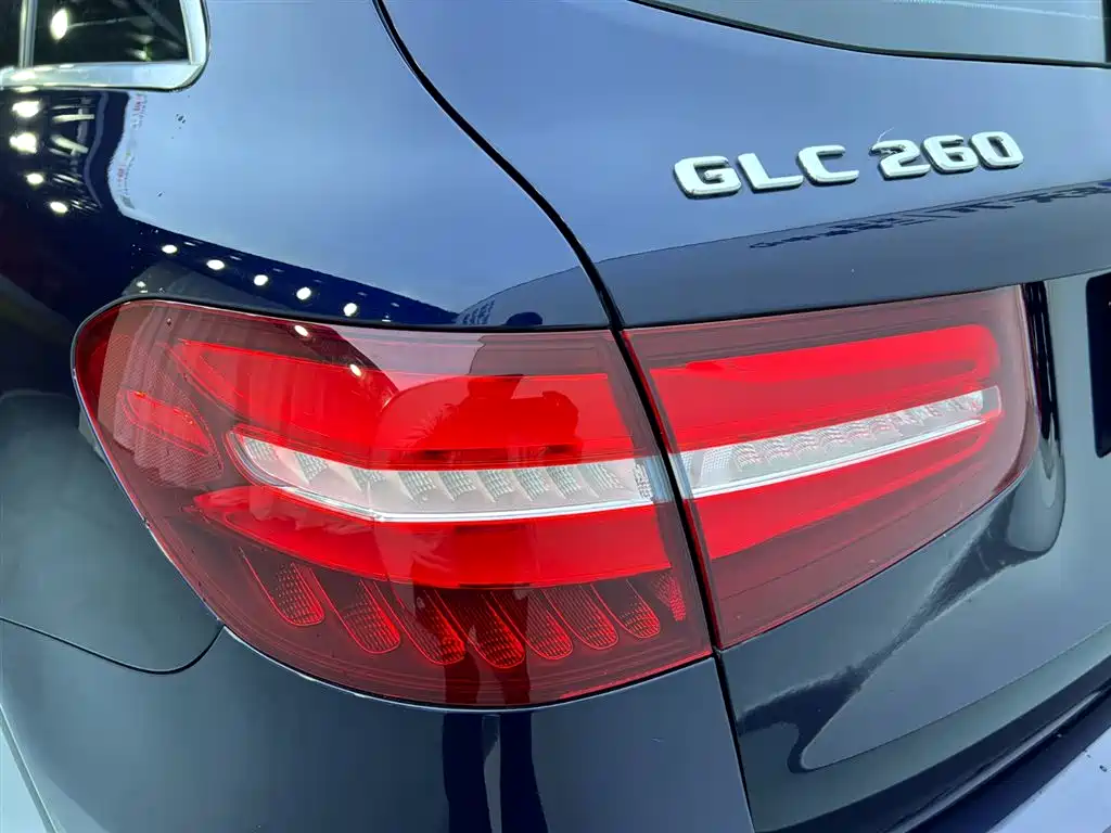 Mercedes-Benz Mercedes-Benz GLC 2018 GLC 260 4MATIC Luxury Edition 2017 - thumbnail 23