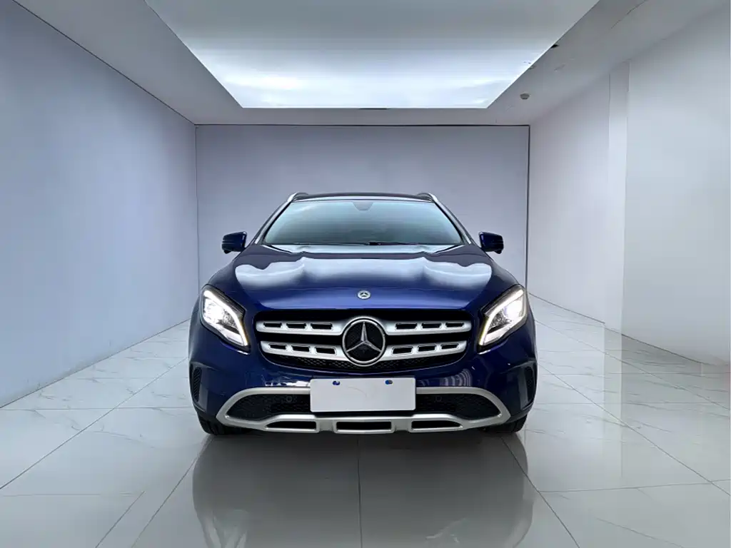 Mercedes-Benz Mercedes-Benz GLA 2018 GLA 200 Fashion Edition 2019 - thumbnail 2