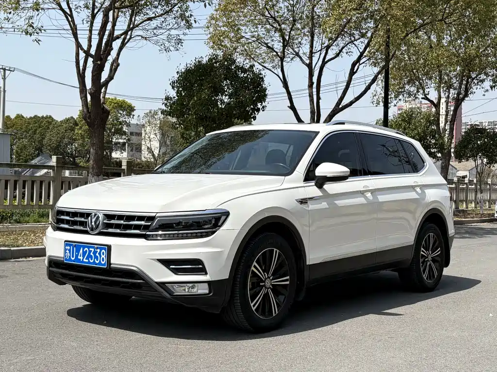 Volkswagen Volkswagen Tiguan L 2018 380TSI Automatic AWD Luxury Edition 2018 - thumbnail 3