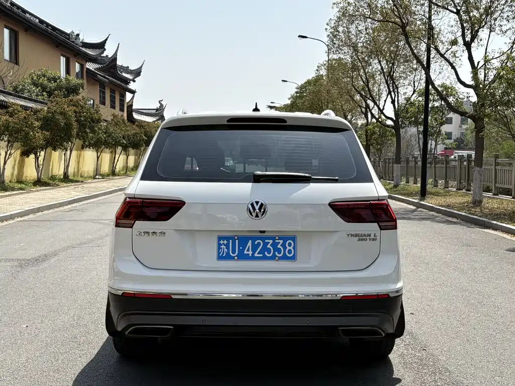 Volkswagen Volkswagen Tiguan L 2018 380TSI Automatic AWD Luxury Edition 2018 - thumbnail 8
