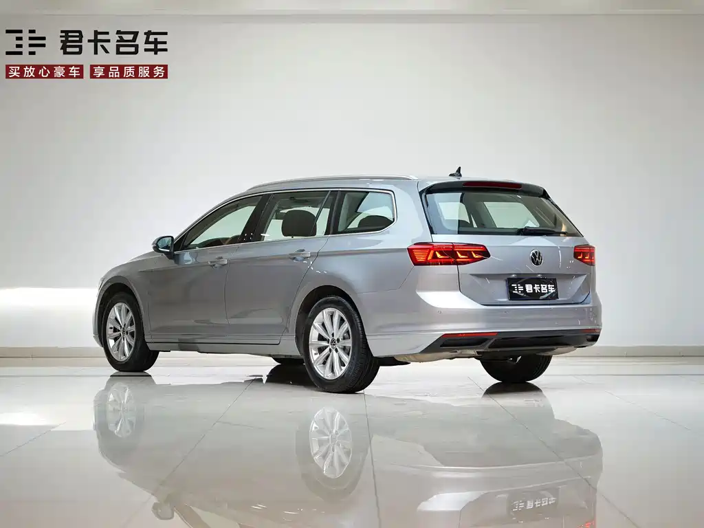 Volkswagen Viloran 2021 2.0T Comfort Edition 2023 - thumbnail 5
