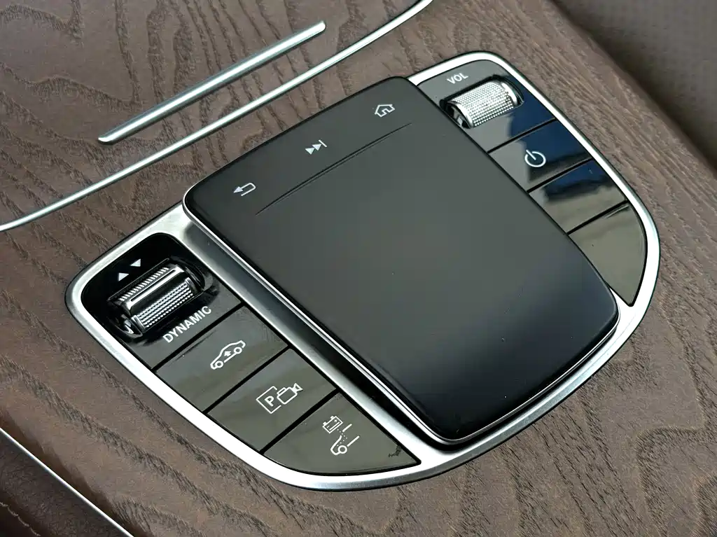 Mercedes-Benz Mercedes-Benz E-Class Plug-in Hybrid 2020 E 300 e L 2020 - thumbnail 9