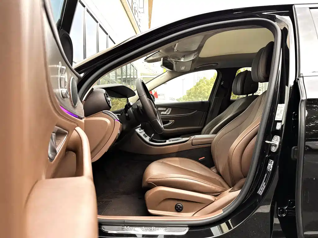 Mercedes-Benz Mercedes-Benz E-Class Plug-in Hybrid 2020 E 300 e L 2020 - thumbnail 10