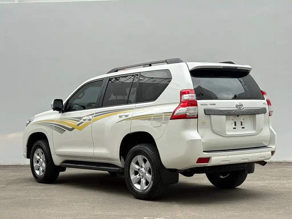 Toyota Toyota Prado 2016 2.7L Automatic Standard Edition 2016 - thumbnail 4