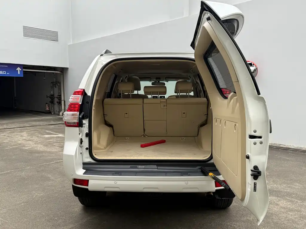Toyota Toyota Prado 2016 2.7L Automatic Standard Edition 2016 - thumbnail 11