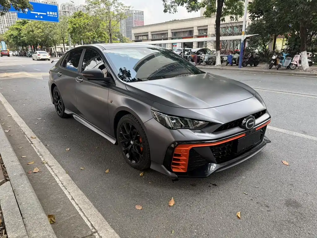 POV: 2022 Model 270T DCT J16 R-Style Track Edition Shadow Leopard 2022 270T DCT J16 R-Style Track Edition 2022 - thumbnail 3