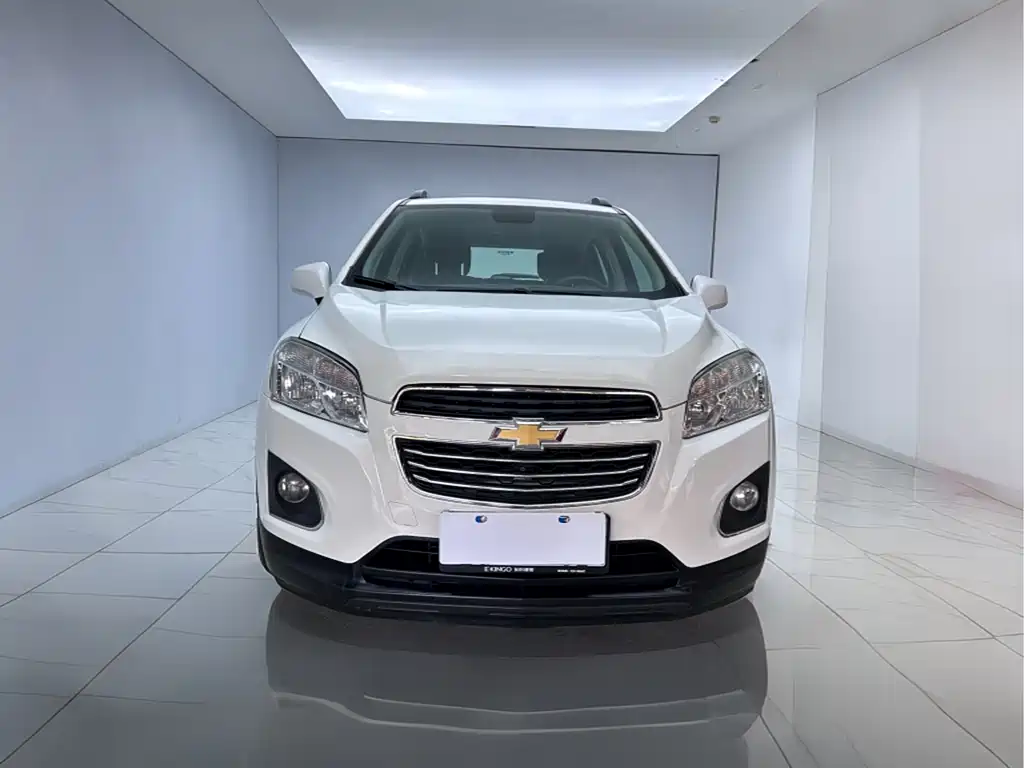 Chevrolet Trax 2016 1.4T Manual 2WD Comfort with Sunroof 2016 - thumbnail 2