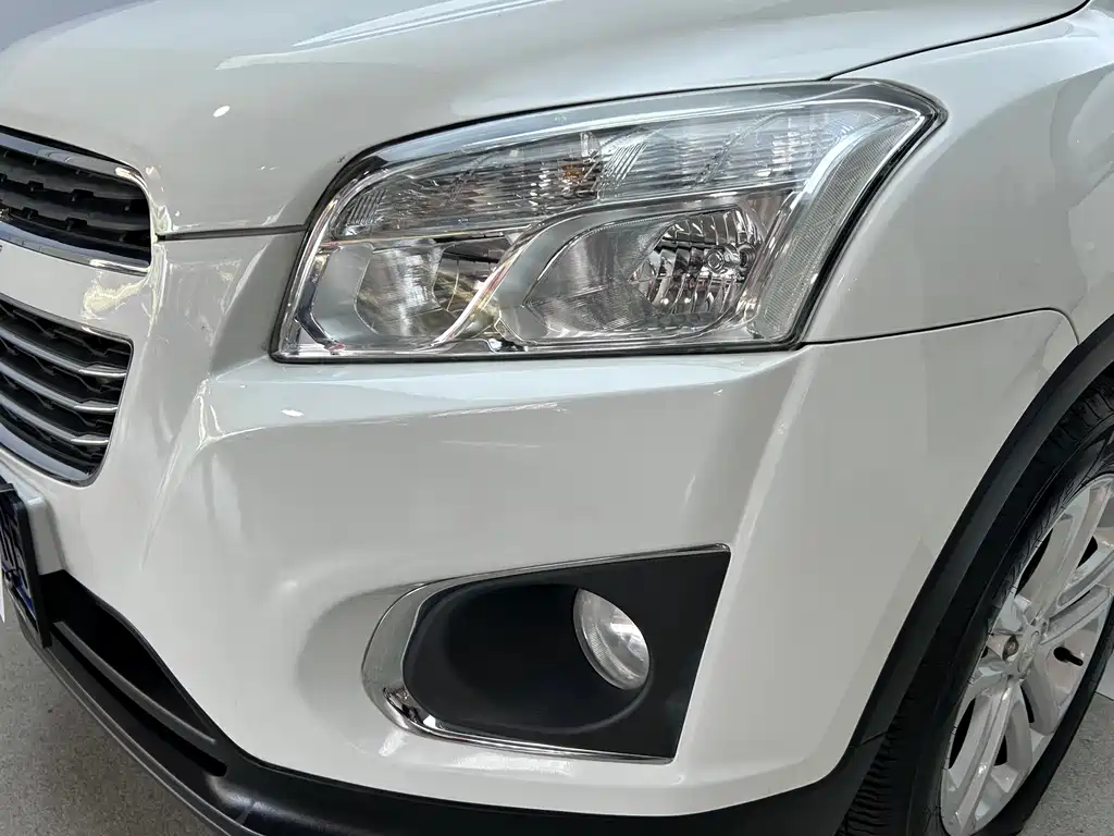 Chevrolet Trax 2016 1.4T Manual 2WD Comfort with Sunroof 2016 - thumbnail 27