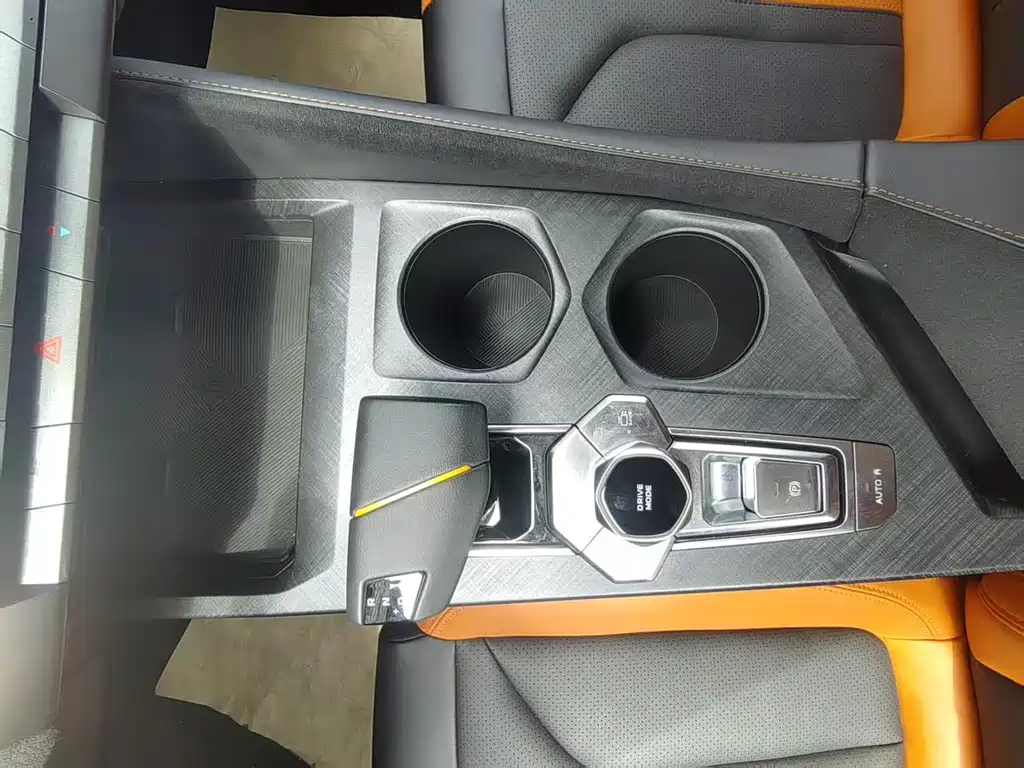Changan Changan UNI-V 2024 1.5T Premium Sport Edition 2024 - thumbnail 11