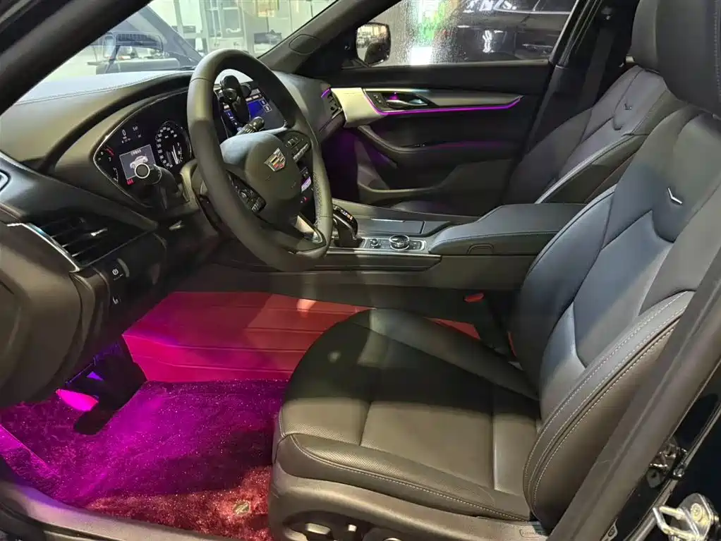 Cadillac Cadillac CT5 2022 28T Luxury (Standard) 2023 - thumbnail 6