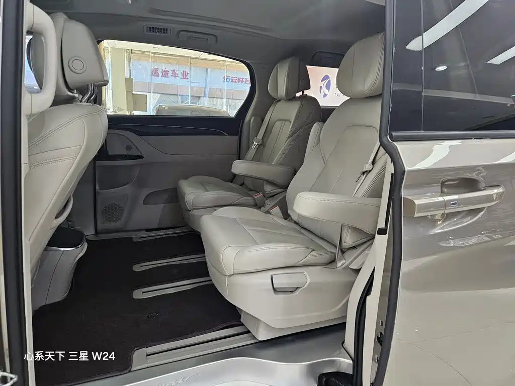 Buick Buick GL8 2023 ES Landmark Comfort Edition 2024 - thumbnail 10