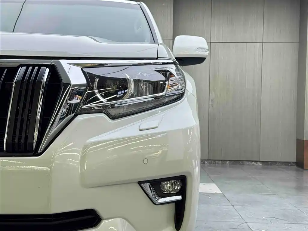 Toyota Prado 2019 3.5L Automatic TX-L Premium with Rear-Mounted Spare Tire 2020 - thumbnail 7
