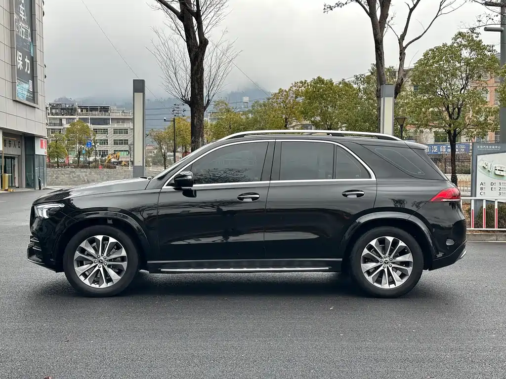 Mercedes-Benz Mercedes-Benz GLE 2023 GLE 350 4MATIC Fashion Edition 2023 - thumbnail 4
