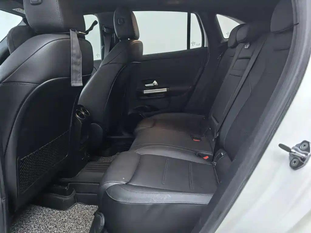 Mercedes-Benz Mercedes-Benz GLA 2020 GLA 180 2021 - thumbnail 6