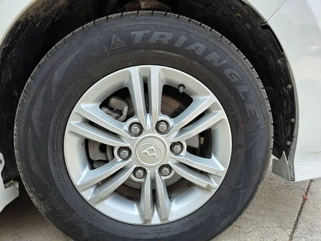 Maxus MAXUS G10 2021 2.0T Manual Elite Diesel 7-seater 2020 - thumbnail 24