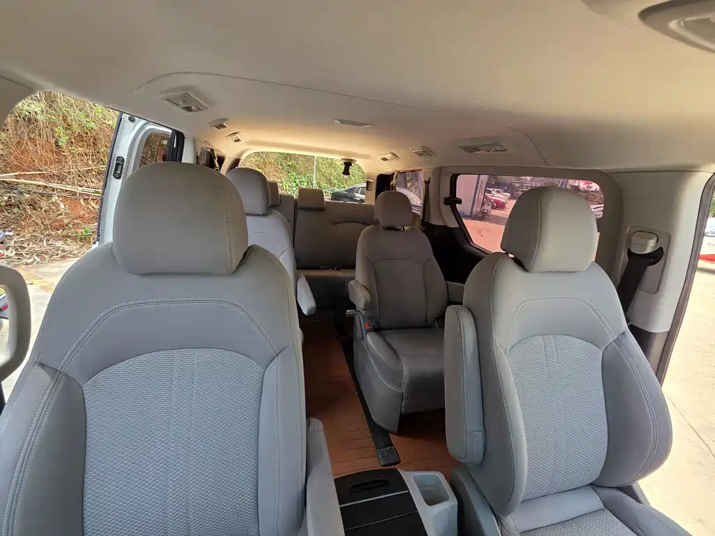 Maxus MAXUS G10 2021 2.0T Manual Elite Diesel 7-seater 2020 - thumbnail 29