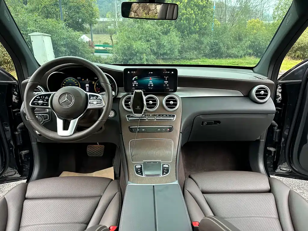 Mercedes-Benz Mercedes-Benz GLC 2022 GLC 300 L 4MATIC Dynamic Model Premium Edition 2022 - thumbnail 12