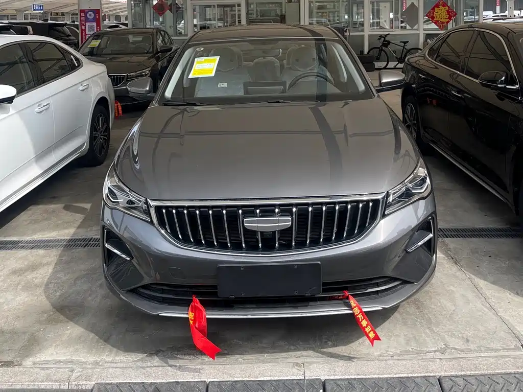 Geely Auto Geely Emgrand 2026 Model Year 4th Generation 4 Million Anniversary Edition 1.5L CVT Soaring Type 2026 - thumbnail 2