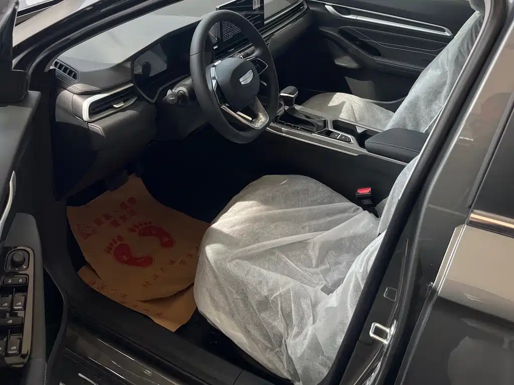 Geely Auto Geely Emgrand 2026 Model Year 4th Generation 4 Million Anniversary Edition 1.5L CVT Soaring Type 2026 - thumbnail 8