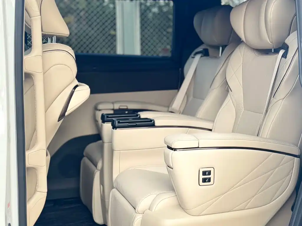 Toyota Alphard 2025 Model Hybrid 2.5L Premium Gold Edition 2026 - thumbnail 8
