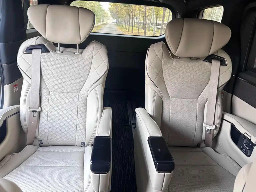 Toyota Alphard 2025 Model Hybrid 2.5L Premium Gold Edition 2026 - thumbnail 10