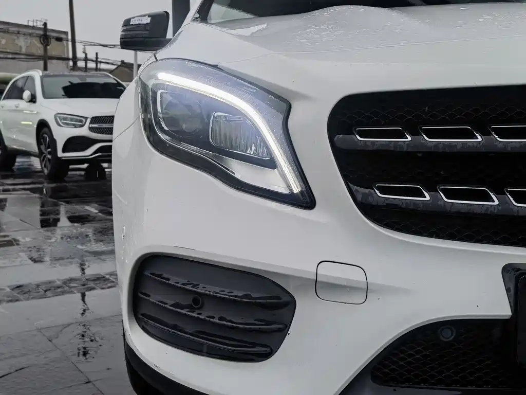 Mercedes-Benz Mercedes-Benz GLA 2018 GLA 220 4MATIC Sport 2018 - thumbnail 4