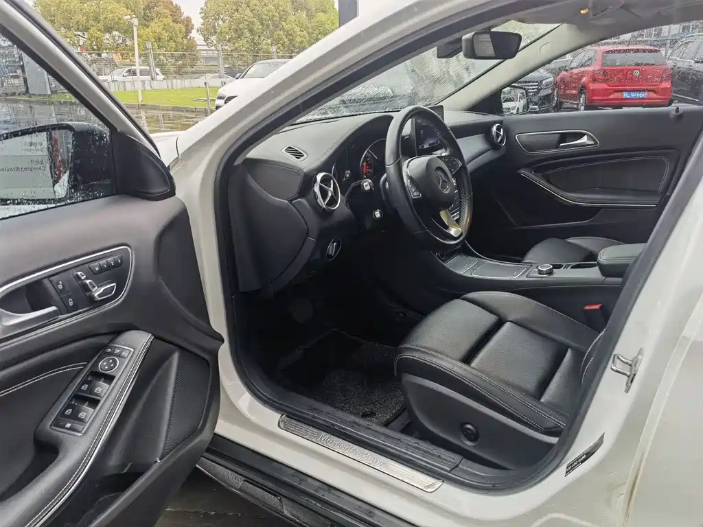 Mercedes-Benz Mercedes-Benz GLA 2018 GLA 220 4MATIC Sport 2018 - thumbnail 9