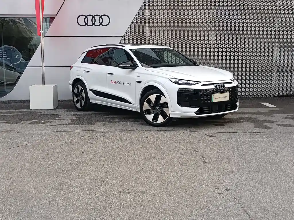 Audi Audi Q6L e-tron 2026 Launch Edition 2025 - thumbnail 3