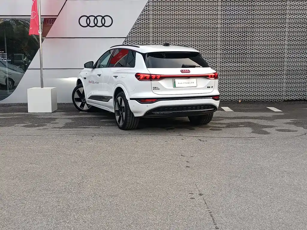 Audi Audi Q6L e-tron 2026 Launch Edition 2025 - thumbnail 9