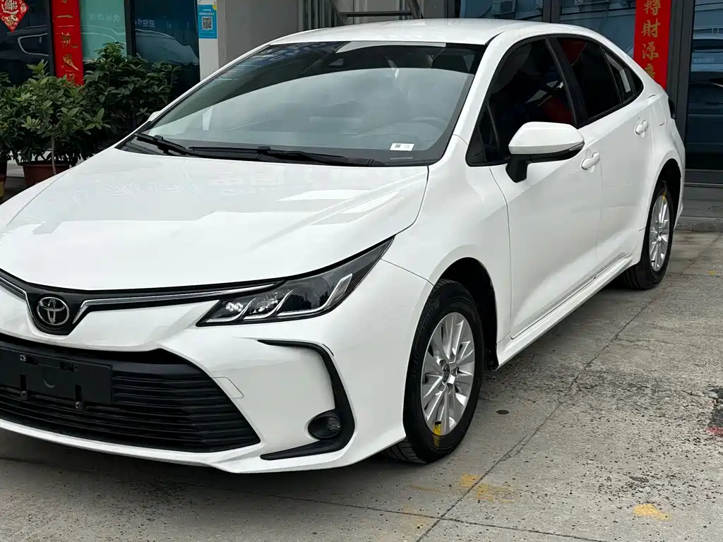 Toyota Corolla 2023 1.2T Pioneer Edition 2024 - thumbnail 2