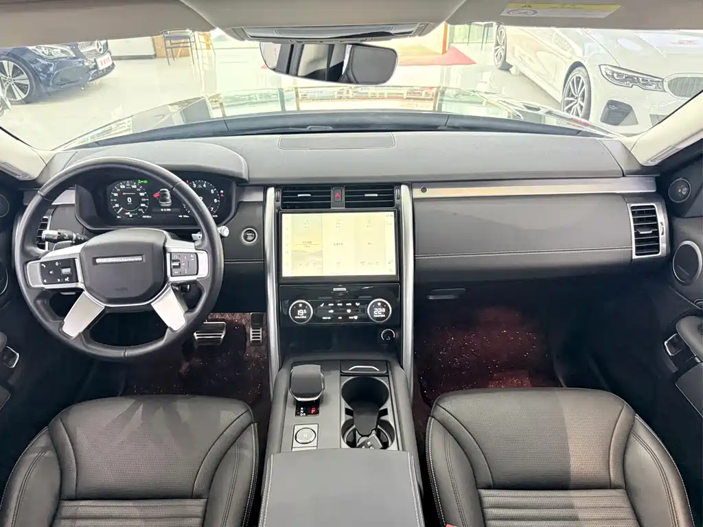 Land Rover Discovery 2021 360PS R-Dynamic SE 2022 - thumbnail 8