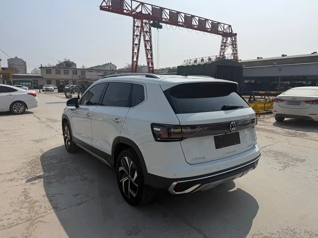 Volkswagen Tharu 2024 300TSI Front-Wheel Drive Full Moon Edition 2024 - thumbnail 6