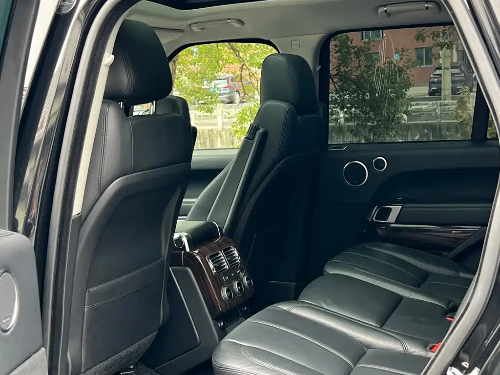 Land Rover Range Rover 2017 3.0 SC V6 Vogue 2018 - thumbnail 11