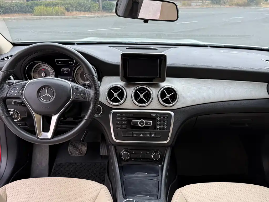Mercedes-Benz Mercedes-Benz GLA 2016 GLA 200 Style 2016 - thumbnail 13